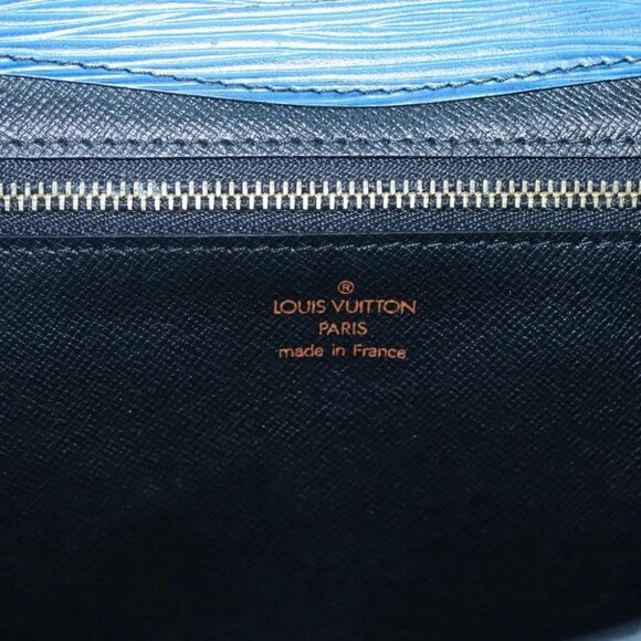 LOUIS VUITTON Epi Montaigne 27 Clutch Bag Blue M52655 LV Auth 118543 - Picture 6 of 15